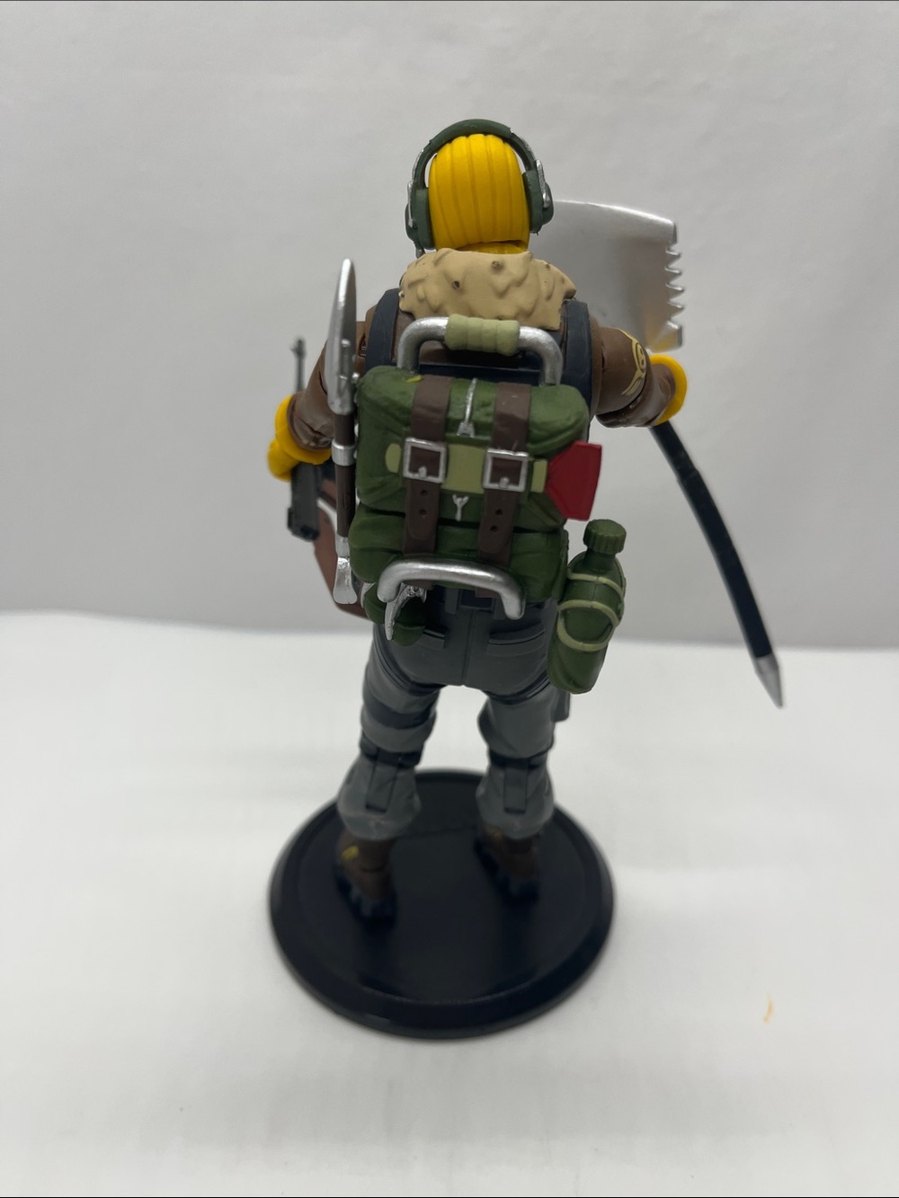 Fortnite Raptor Action Figure - Picture 4 of 6